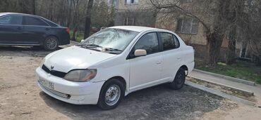 Toyota: Toyota Platz: 2002 г., 1 л, Автомат, Бензин, Седан