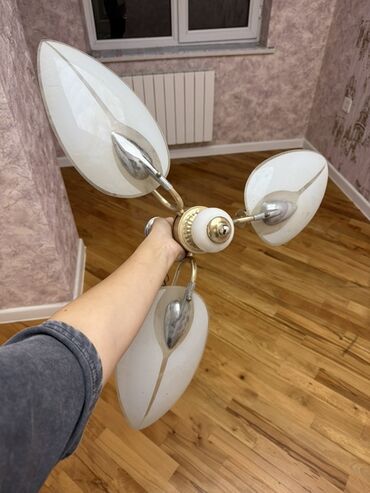 rəngli lampalar: Çılçıraq, 4 lampa, Şüşə