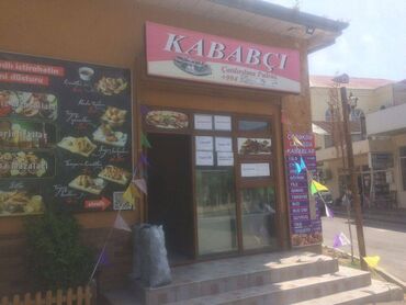 Restoran, kafelər: Nargilə dairəsində 35 kv kafe icarəyə verilir. Ayın 15 i boşalır — 7