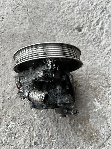 Другие детали для мотора: Запчасти от Ауди А6 С6 3.2 Клапанная крышка 3000 сом Насос масленный — 12