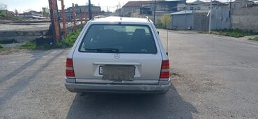 Mercedes-Benz: Mercedes-Benz E 250: 2.5 l | 1995 il Universal