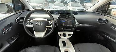 Toyota: Toyota Prius: 2016 г., Вариатор, Гибрид, Хэтчбэк — 10