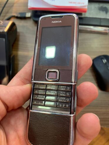 nokia e55: Nokia 8000 4G, rəng - Qəhvəyi, Düyməli