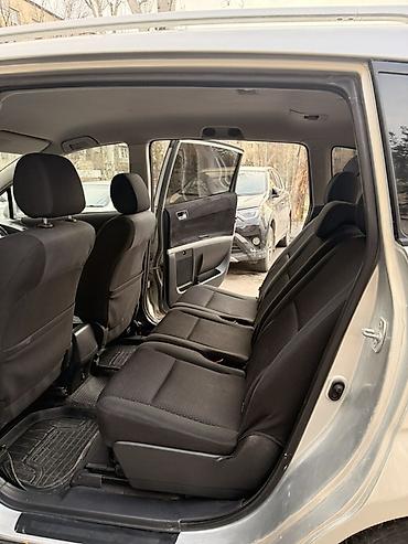 Toyota: Toyota Corolla Verso: 2008 г., 2.2 л, Механика, Дизель, Минивэн — 9