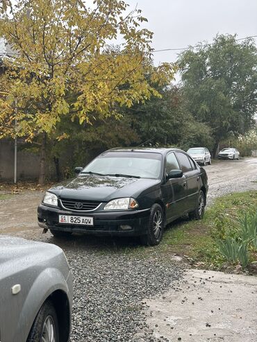 Toyota: Toyota Avensis: 2002 г., 1.8 л, Бензин, Седан