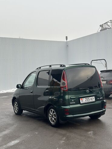 Toyota: Toyota Yaris Verso: 2000 г., 1.5 л, Механика, Бензин, Универсал — 4