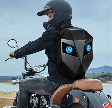 Moto əlcəklər: Motosiklet sürənlər üçün nəzərdə tutulmuş bu bel çantası həm stil, həm