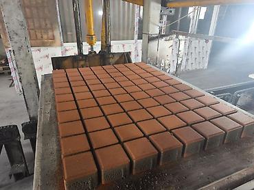 beton panel satisi: Rəngli səki daşları – zavod istehsalı - İkiqat qatlı vibropress — 7