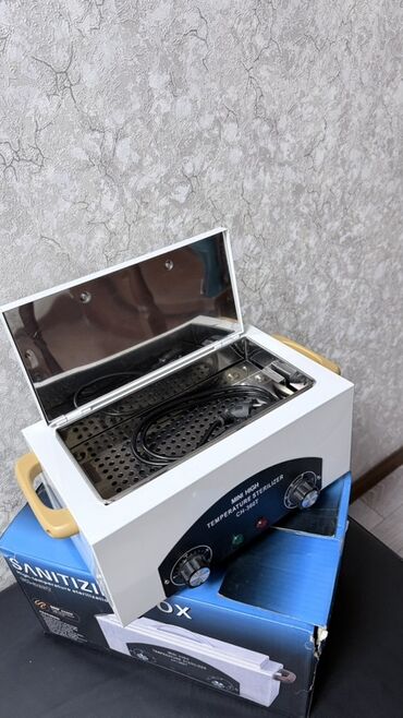 маникюрный столик: Сухожаровой шкаф (сухожар) для стерилизации инструментов Модель: Mini