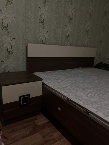 2 ci el kravatlar: Б/у, Двуспальная кровать, Без подьемного механизма, С матрасом, Без выдвижных ящиков, Азербайджан