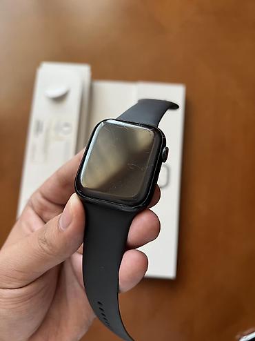 Apple Watch: Продаю Apple watch 7 45mm, в хорошем состоянии есть царапины, полный — 2