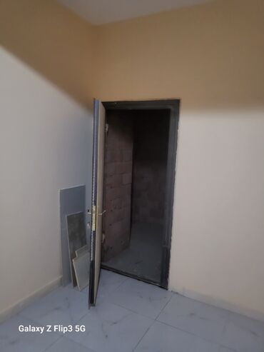 Yeni tikili: 3 otaqlı, Yeni tikili, 73 kv. m — 26