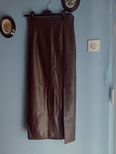 Ostala ženska odeća: Lot ženske odeće – 4 komada 1) Duga haljina, bež/nude ton - Dugi — 37