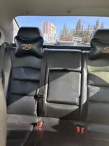 tra: Chevrolet Cruze: 1.4 l | 2013 il 297549 km Sedan — 10