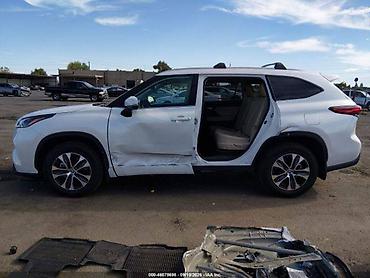 highland: Toyota Highlander: 2022 г., Автомат, Гибрид — 8
