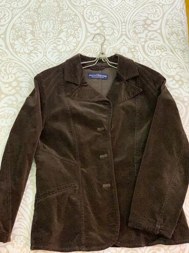 Paltolar: Interfina dublonka.180manat.lazer kurtka100m Ayaqqabılar firma -da lalafo.az — 10 Paltolar: Interfina dublonka.180manat.lazer kurtka100m Ayaqqabılar firma — 10