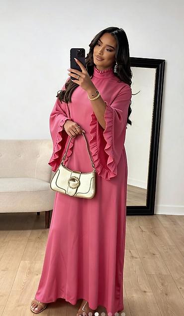 Haljine: 💫New collection💫

⚜️Univerzalna velicina
⚜️Cena 2200 din — 10