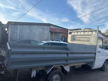тягач двух мостовой: Жеңил жүк ташуучу унаа, Mercedes-Benz, Стандарт, Колдонулган