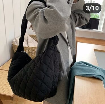 Сумки: Продаю сумка плашёвка качество 💥свет чёрная размер 47☆34☆13почти