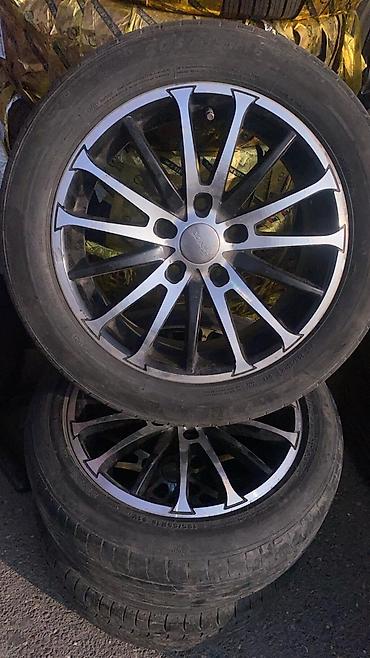 range rover disk: Yüngül lehimli disklər və şinlər dəsti - Ölçü: təxminən R17 (şin — 1