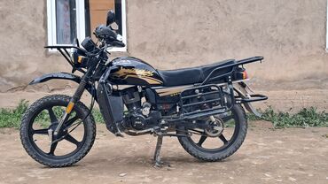 Мотоциклы: Классический мотоцикл Suzuki, 250 куб. см, Бензин, Взрослый, Б/у
