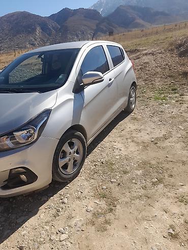 Chevrolet Spark: 2017 г., Хэтчбэк — 2
