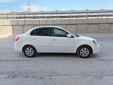 masin satis sayti: Kia Rio: 1.4 l | 2011 il Sedan — 6