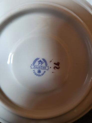 Kuhinjski setovi: Soljice nove Zajecar porcelan iz 70ih.godina. Nove soljice,jedna — 17