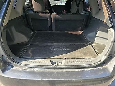 voxy noah: Toyota Prius V: 2012 г., 1.8 л, Вариатор, Гибрид, Универсал — 3
