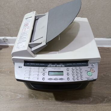 Принтеры: Принтер на запчасти MF4350D на запчасти, включается и выключается