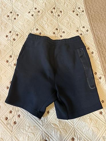 Шорты: Шорты Nike Tech Fleece. 1. Бордовые S, новая с этикеткой, заказывал — 8