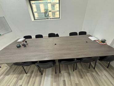 ikinci əl taxtlar: İşlənmiş, Kvadrat masa