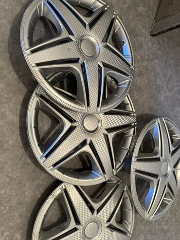 авто колпаки: Капкактар R 15, Колдонулган, Комплект