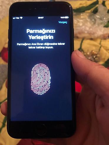 Apple iPhone: IPhone 7, 128 GB, Qara, Barmaq izi — 5