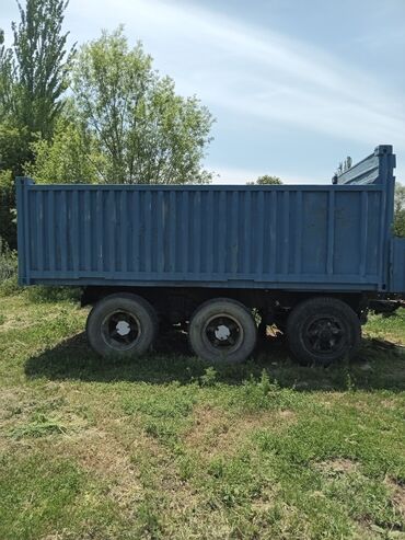 Другой транспорт: Продаю сельхоз прицеп 3х осный самосвал, шасси камаз. можно раздельно