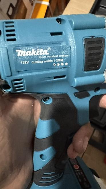 lithium: Аккумуляторные ножницы по металлу Makita 128V в чемодане — 4