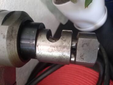 Makaze za metal: Bosch kao nova grickalica za lim do 3.5mm mašina je u fabričkom stanju — 10