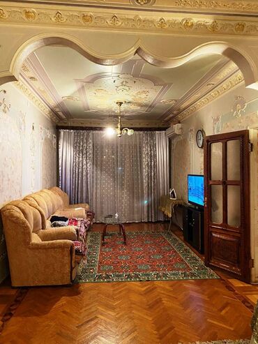 Köhnə tikili: Bakı, 4 otaqlı, Köhnə tikili, 120 kv. m -da lalafo.az — 3 Köhnə tikili: Bakı, 4 otaqlı, Köhnə tikili, 120 kv. m — 3