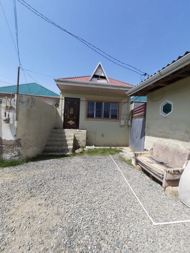 Həyət evləri və villaların satışı: Binəqədi qəs. 3 otaqlı, 86 kv. m, Kredit yoxdur, Orta təmir