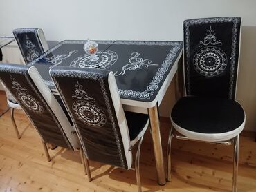 Masa və oturacaq dəstləri: Qonaq otağı üçün, İşlənmiş, Dördbucaq masa, 6 stul