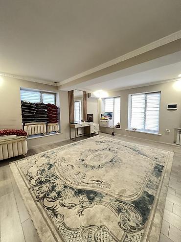 Продажа коттеджей и домов: Продается дом в районе Аламединского рынка, находится по адресу улица — 17