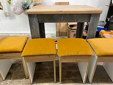 Продаю кухонный стол в комплекте 4 отличные табуретки с супер мягкими — 9