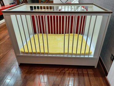 кровать двуспальная: Oğlan və qız üçün, İşlənmiş, Çarpayı