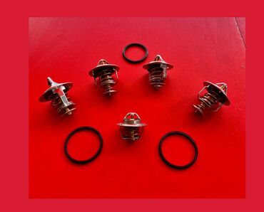 Клапаны, клапанные крышки: Клапан двигателя Mitsubishi Новый — 19