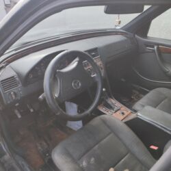 Двери и комплектующие: Дверь Комплект Mercedes-Benz, Б/у, Оригинал — 24