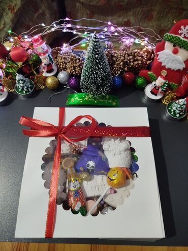 Hədiyyə bağlamaları: Hədiyyə qutusu, Yeni, rəng - Ağ, Ödənişli çatdırılma — 22