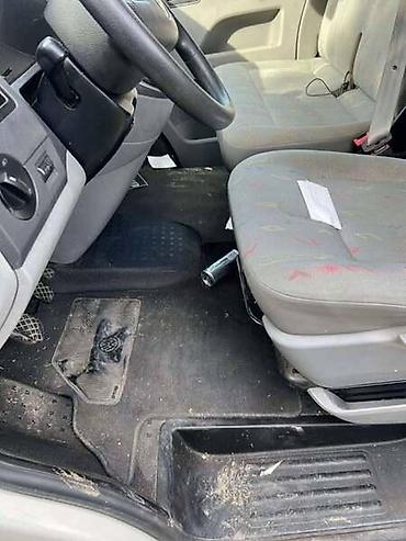 grejaci golf 4: TAPACIRI VRATA ZA VW T5 | Tapacirung za VW Transporter T5, 1.9 TDI — 2