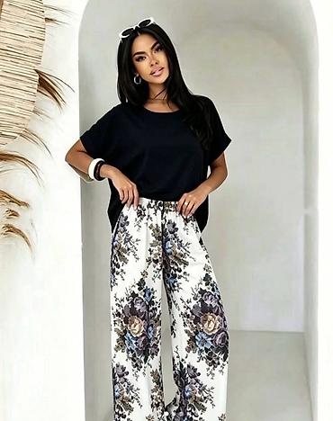 ca deca: Ženski komplet – oversized majica i široke pantalone sa floralnim — 4