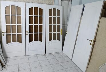 Входные двери: 5 eded təmiz taxtadan mdf qapilar hamsi birlikde 500 azn tek tek 100
