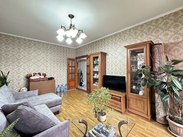 Продажа квартир: 3 комнаты, 71 м², 105 серия, 3 этаж, Косметический ремонт